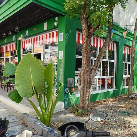 Central Perk Hotel Patong Ngoại thất bức ảnh